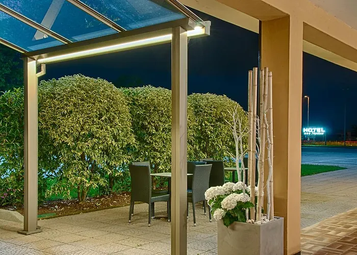 Hotel Papillon 3*