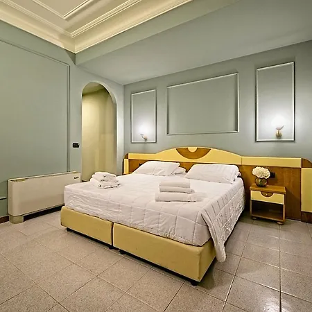 Hotel Papillon 3*