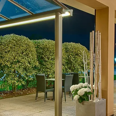Hotel Papillon 3*